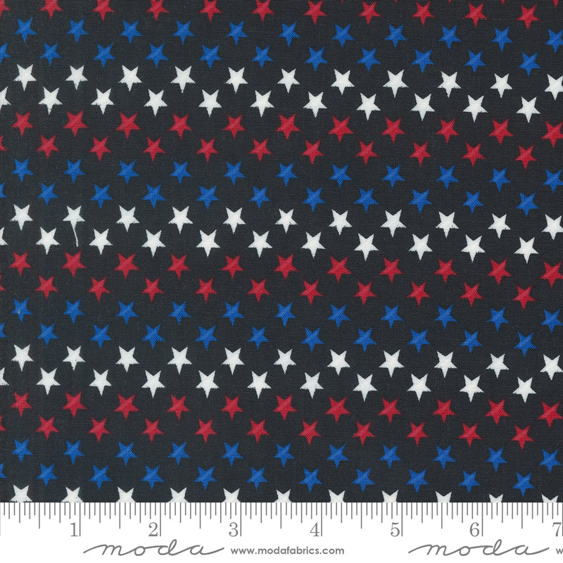 Red White and Bloom 5" Charm Pack, Moda 56110PP