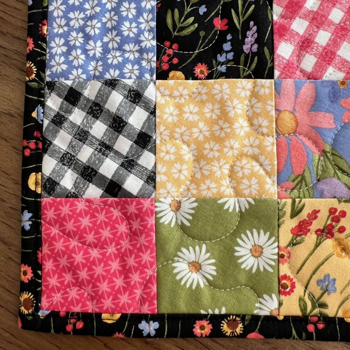 Springtime Floral Quilted Mug Rug, 8.5" x 11.75", Flora No 6 Mini Table Quilt, Small Place Mat Placemats, Snack Mat, Floral Mini Quilt