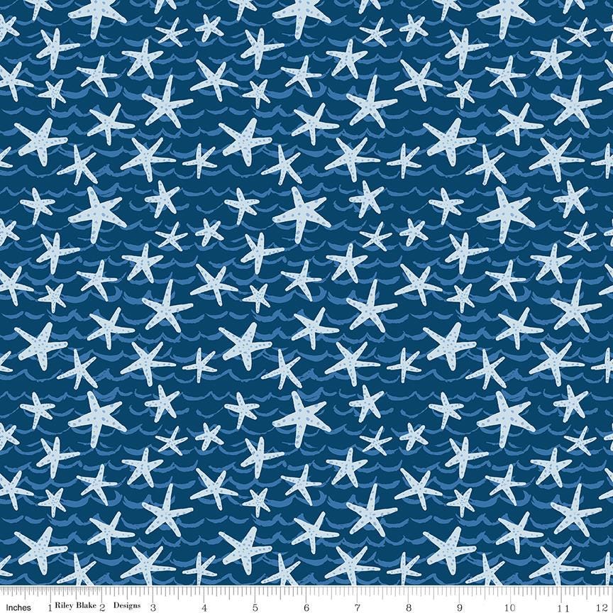 Ocean Oasis 18 Fat Quarter Bundle, Riley Blake FQ-15990-18, Precut 18 x 22 Beach Coastal Sea Turtles Fabric, Diane Labombarbe
