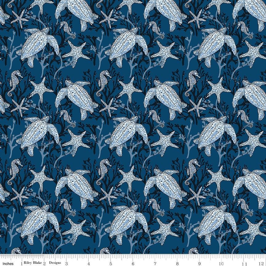 Ocean Oasis 18 Fat Quarter Bundle, Riley Blake FQ-15990-18, Precut 18 x 22 Beach Coastal Sea Turtles Fabric, Diane Labombarbe