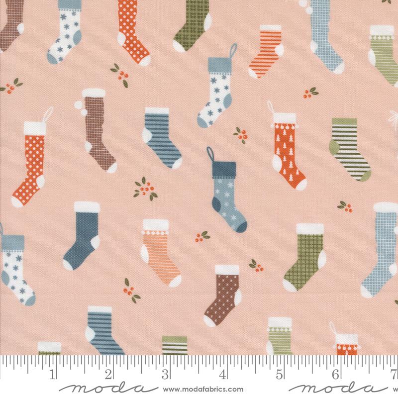 Purrfect Christmas Charm Pack, Moda 39040PP, 5" Precut Christmas Xmas Cats Charm Pack Fabric Squares, Elena Amo