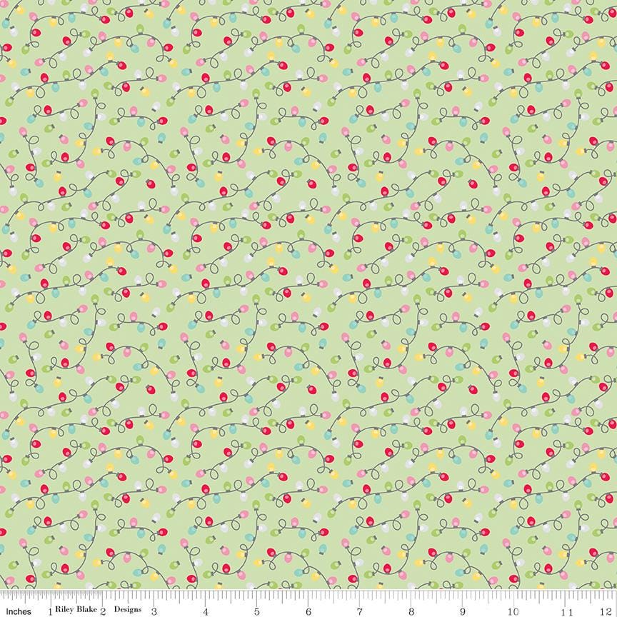 Gingerbread Kisses 5" Stacker, Riley Blake 5-16440-42, 5" Precut Christmas Xmas Charm Pack Fabric Squares, Doodlebug Design