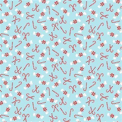 Santa Paws 18 Fat Quarter Bundle with Panel, Clothworks FQ0503, Christmas Xmas Animals Quilt Fabric