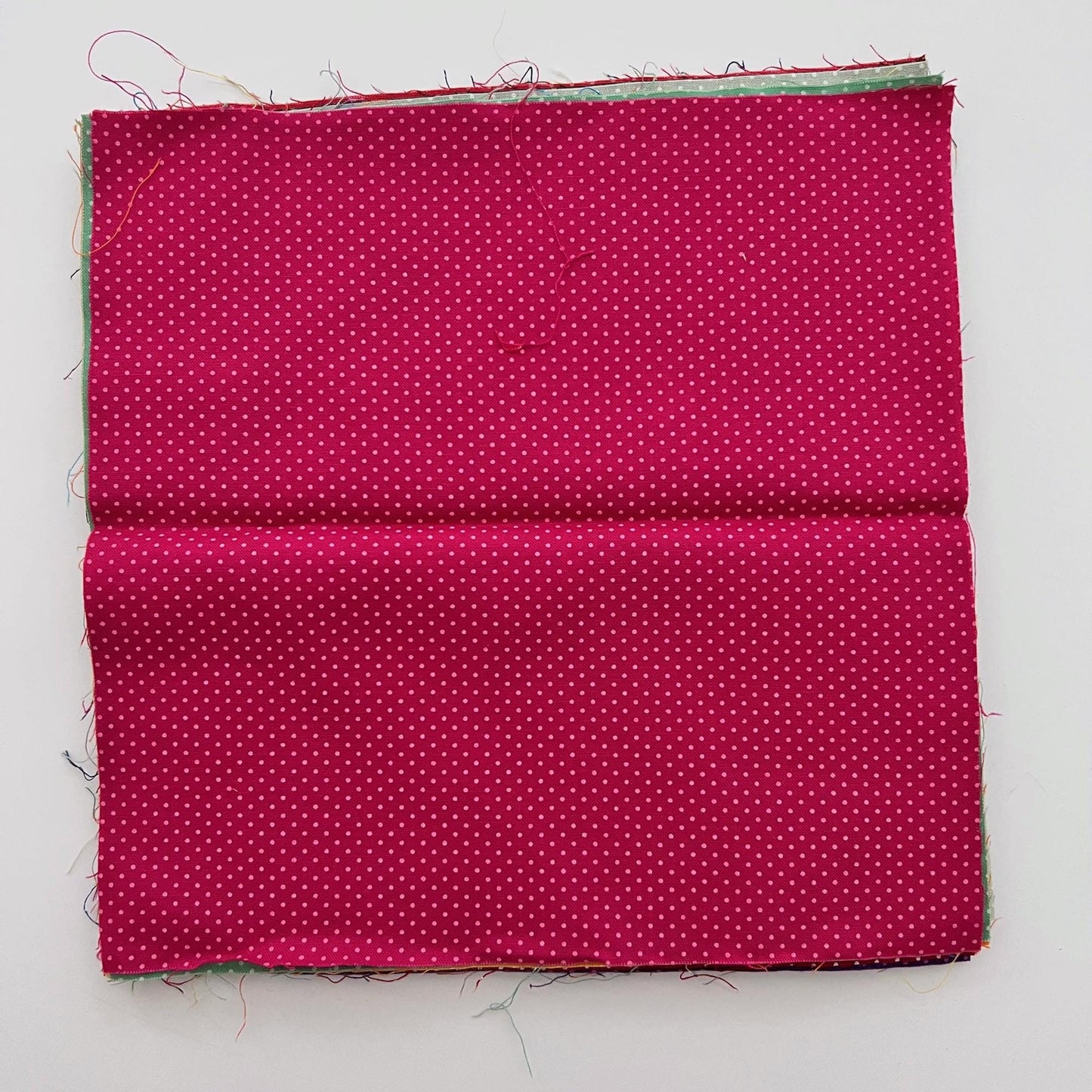DESTASH Classic Dots Junior 10" Stack, Kit Id 4788, 10" Precut Multicolored Polka Dot Layer Cake Fabric Squares