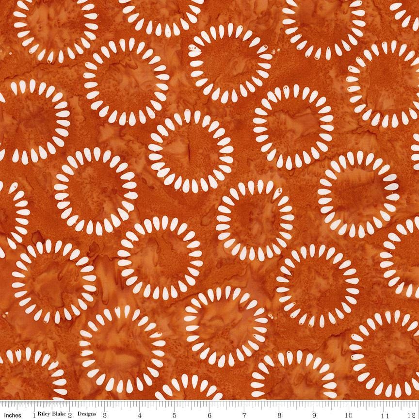 Expressions Batiks - Fright This Way 18 Fat Quarter Bundle, Riley Blake FQ-23340-18, 18 x 22 Fabric Cut, Batik Halloween Fabric, Gervais