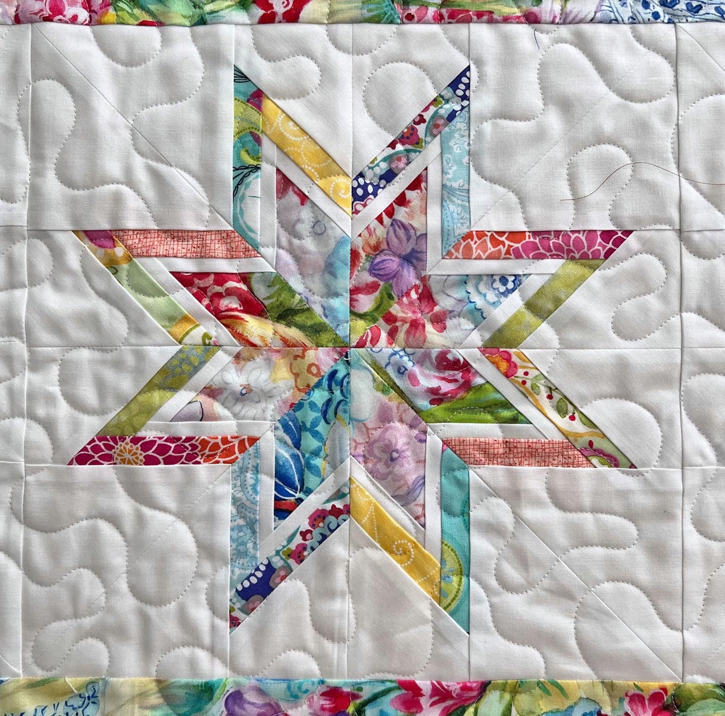 Multicolored Floral Stars Quilted Table Runner, 17" x 40", Moda Gradients Rainbow Colors Floral Table Topper Quilt