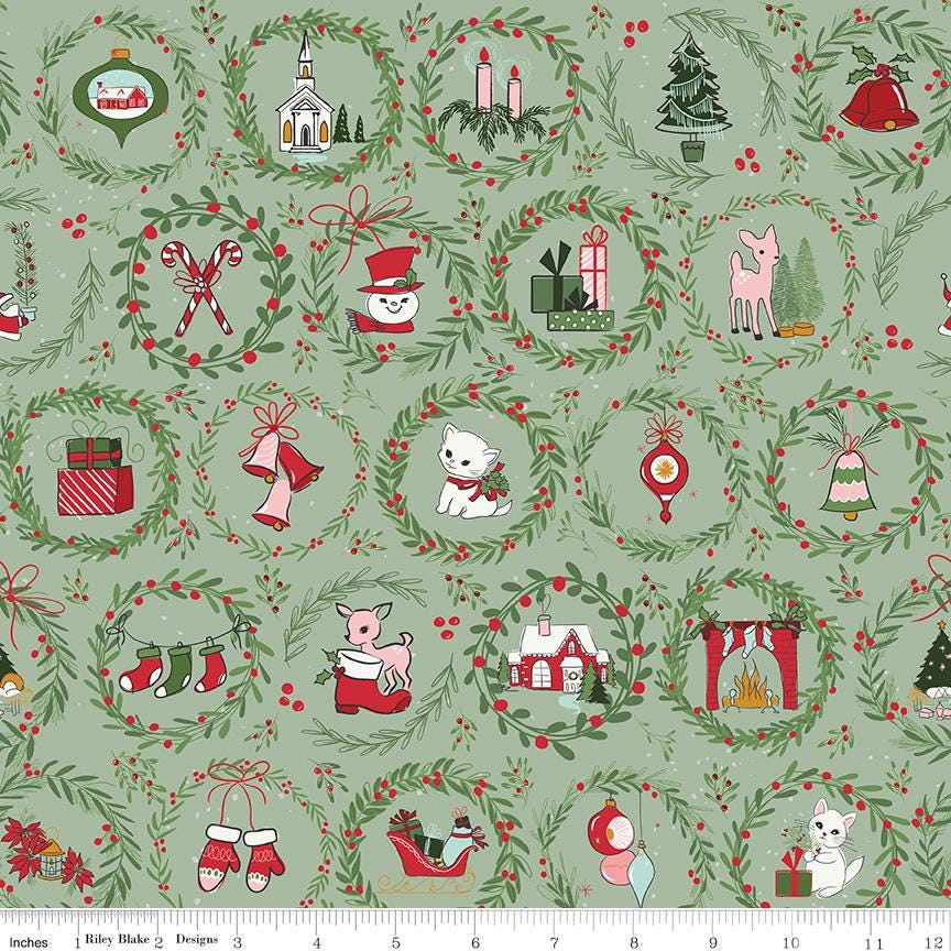 Mistletoe and Holly 5" Stacker, Riley Blake 5-16400-42, 5" Precut Christmas Xmas Floral Fabric Squares, Beverly McCullough