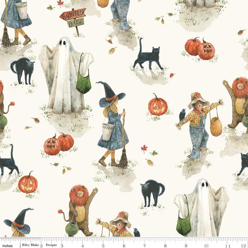 Trick or Treat 21 Fat Quarter Bundle, Riley Blake FQ-15960-21, Precut 18 x 22 Halloween Fat Quarter Bundle, Lisa Audit