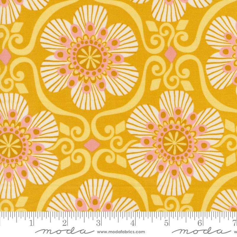 Tango 31 Piece Fat Quarter Bundle, Moda 27330AB