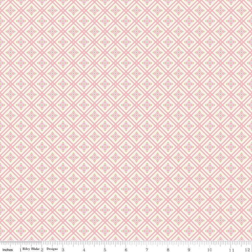Peach Cobbler 2.5" Rolie Polie, Riley Blake RP-17420-40, 2.5" Precut Pink Peach Yellow Green Floral Jelly Roll Fabric Squares, Lily Ashbury