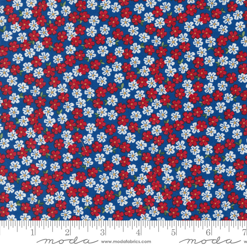 Red White and Bloom 5" Charm Pack, Moda 56110PP