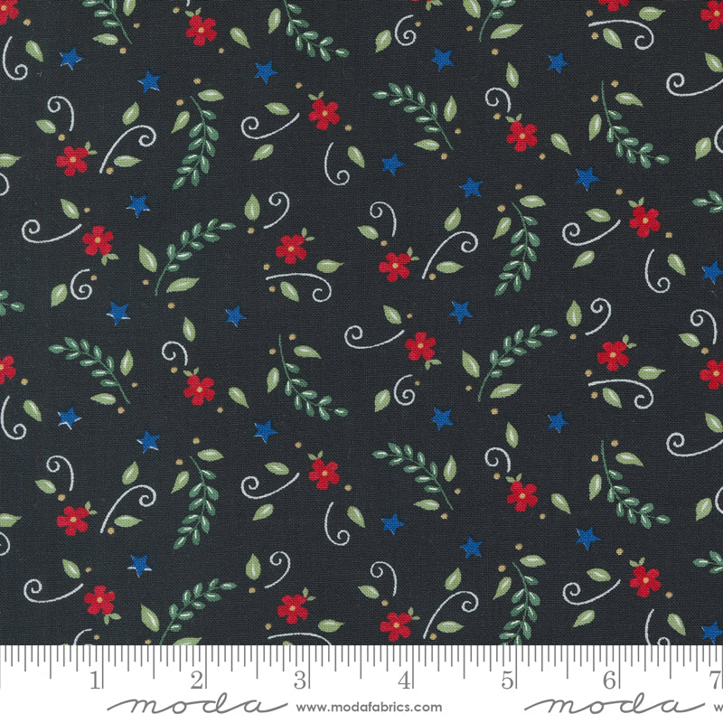 Red White and Bloom 5" Charm Pack, Moda 56110PP
