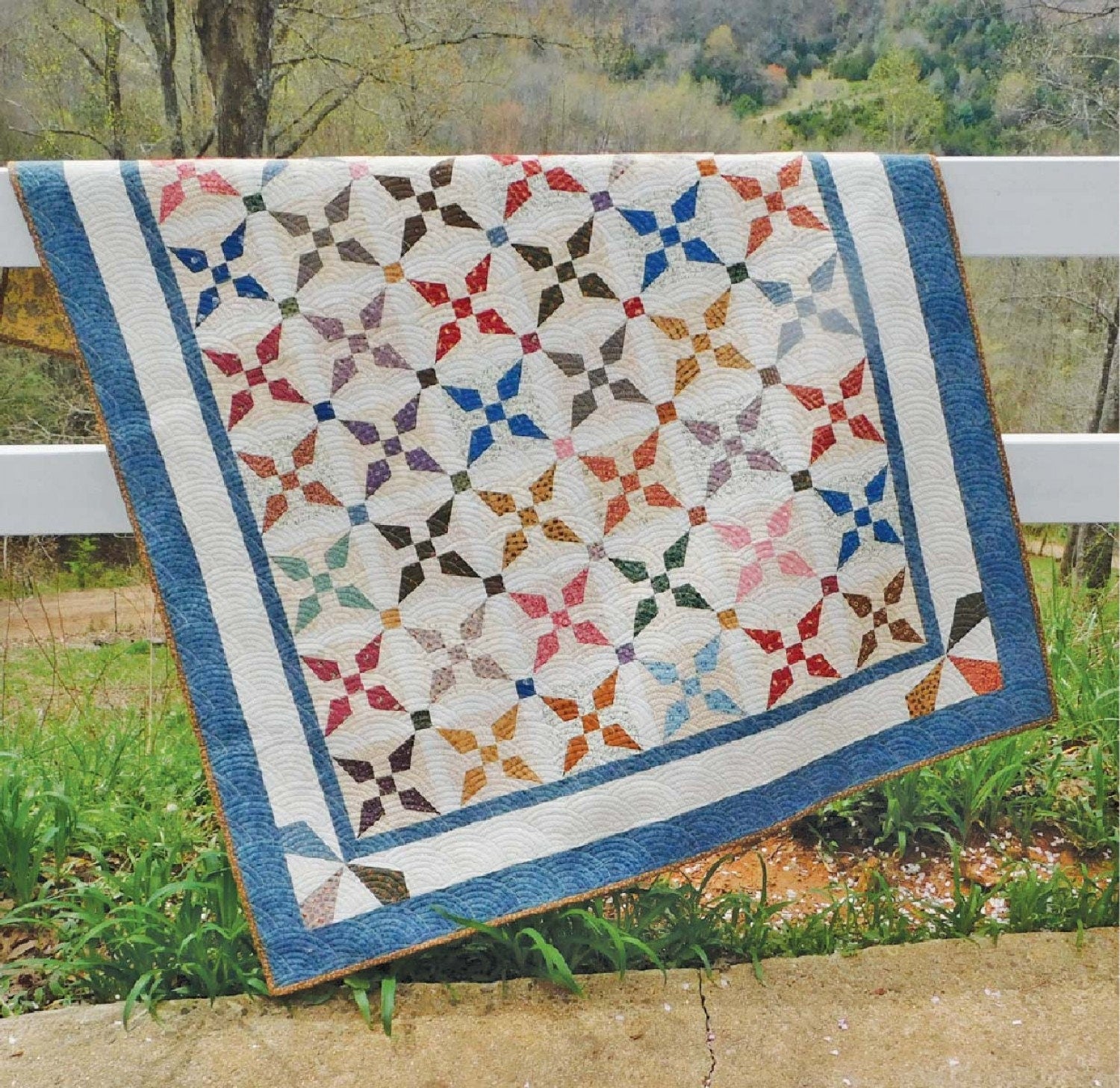 Kitty Cornered Chain Quilt Pattern, Cut Loose Press CLPDHE037, Modern Throw Quilt Pattern, Creative Grids Kitty Cornered Ruler CGRDH5