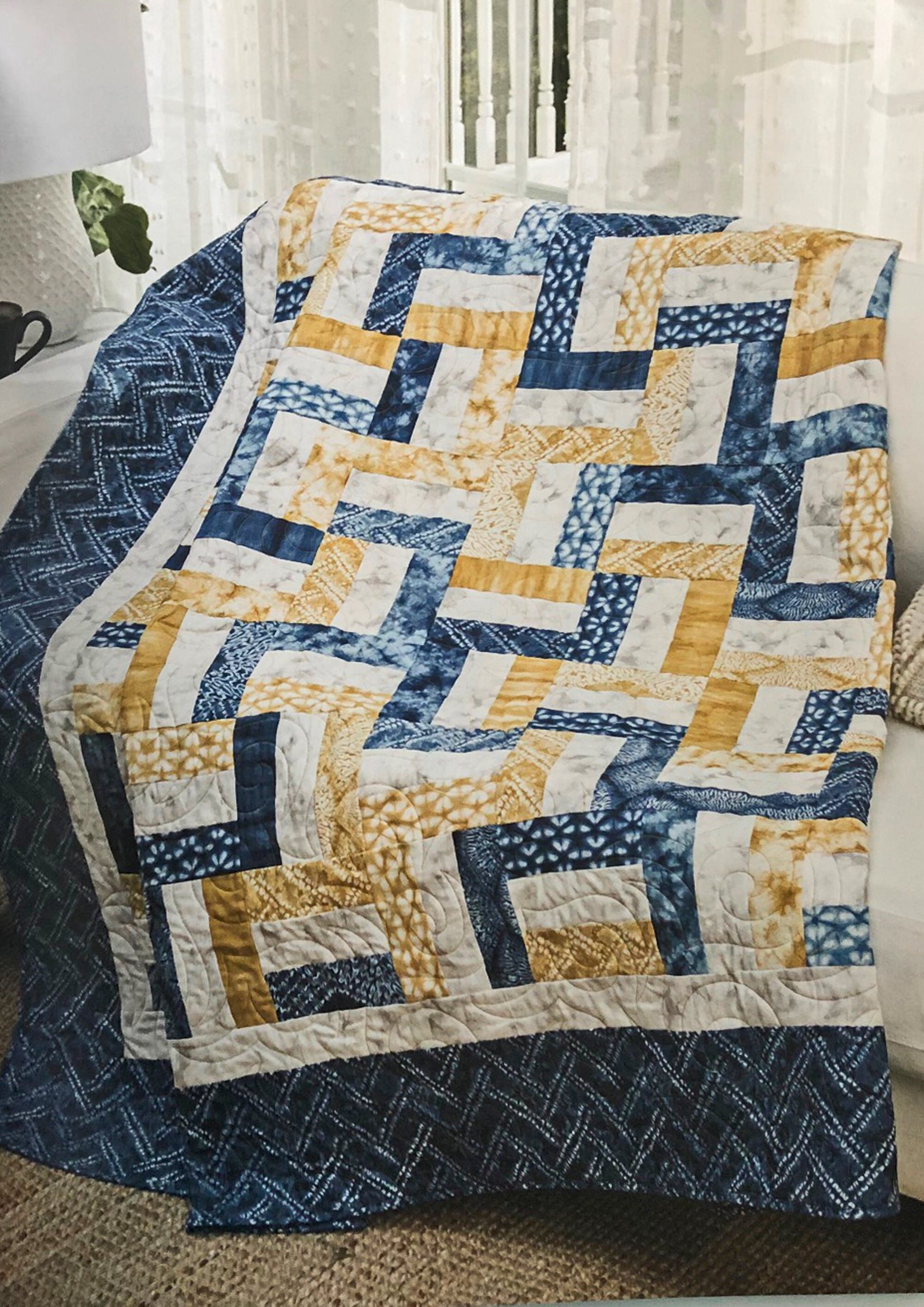 Charming Jelly Roll Quilts Pattern Book, Annie's Quilting 141482, Jelly roll and Charm Pack Pattern Book, 8 Projects