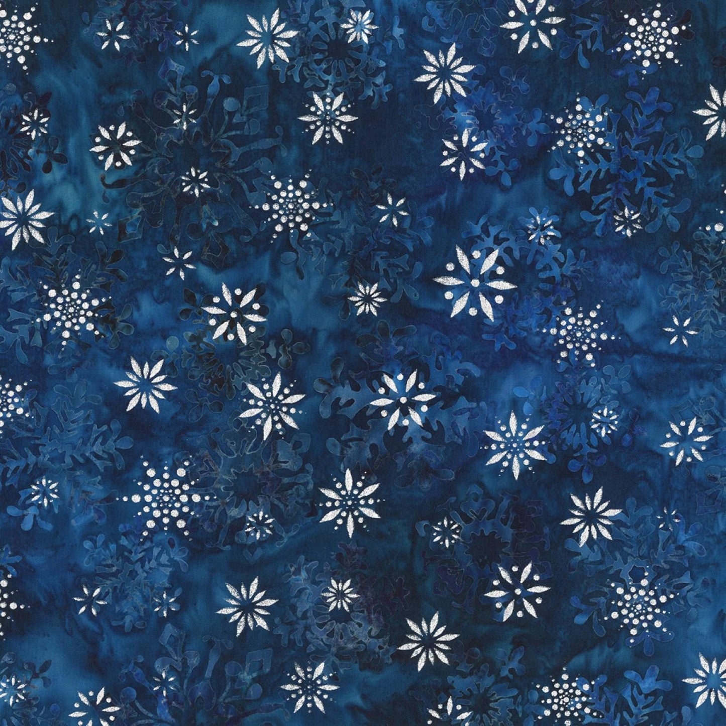 DESTASH Artisan Batiks Snowflakes Glacier Roll Up, Robert Kaufman RU-737-40, 2.5" Precut Blue White Silver Metallic Winter Batik Fabric