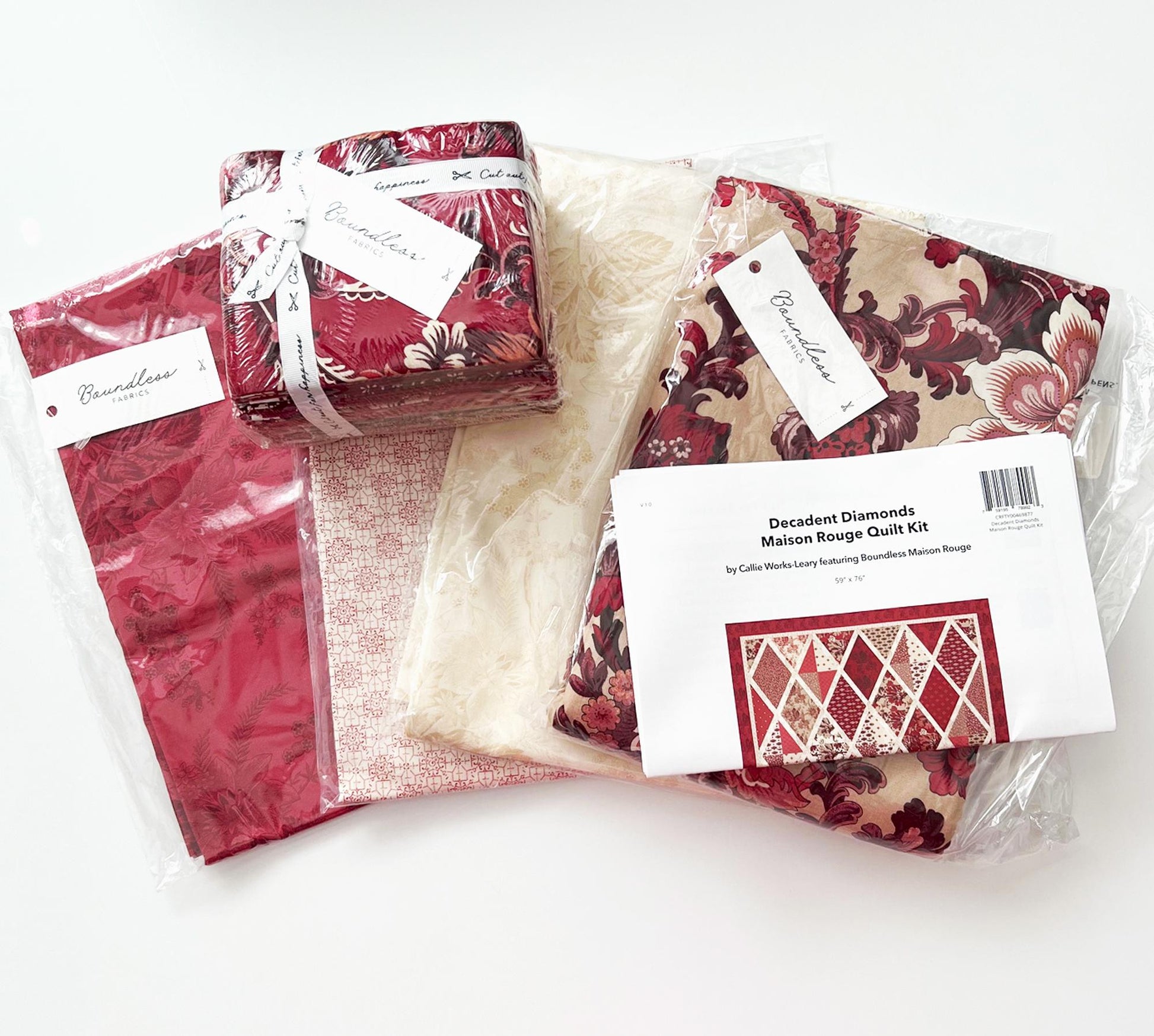 DESTASH Decadent Diamonds Maison Rouge Complete Quilt Kit, Craftsy Boundless Fabrics, Red Tan Floral Quilt Kit