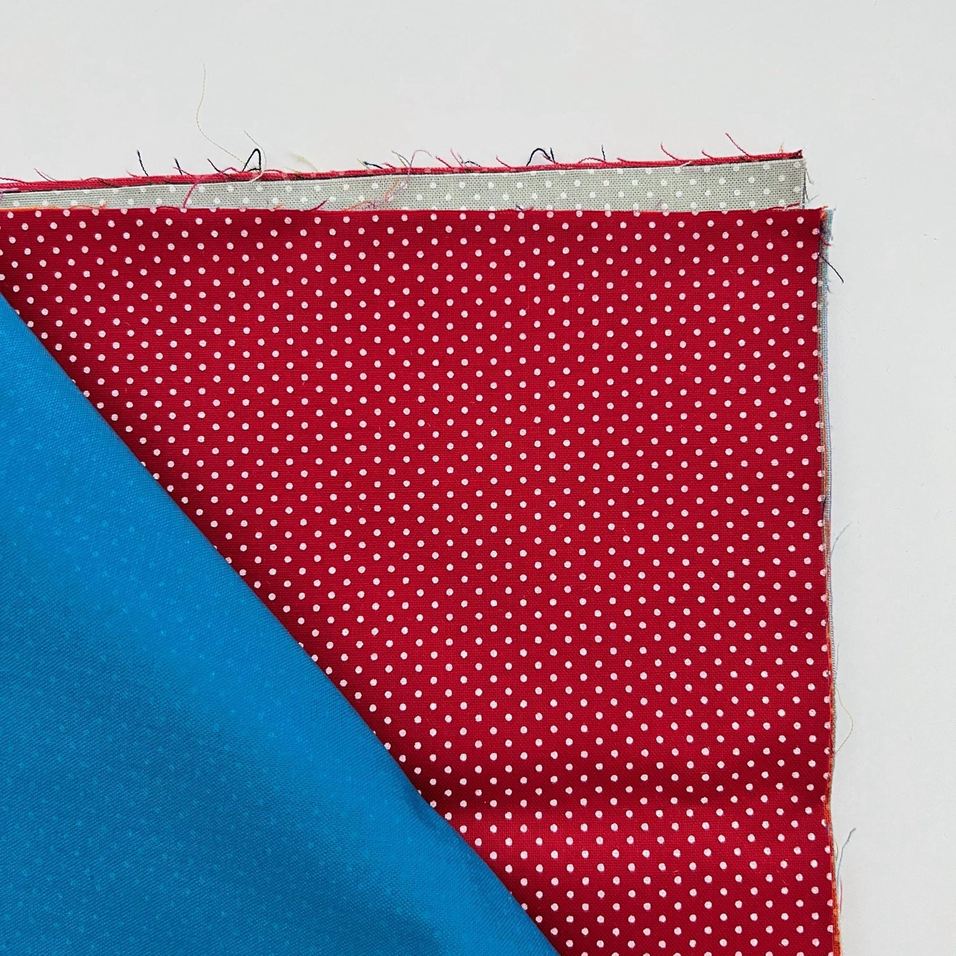 DESTASH Classic Dots Junior 10" Stack, Kit Id 4788, 10" Precut Multicolored Polka Dot Layer Cake Fabric Squares