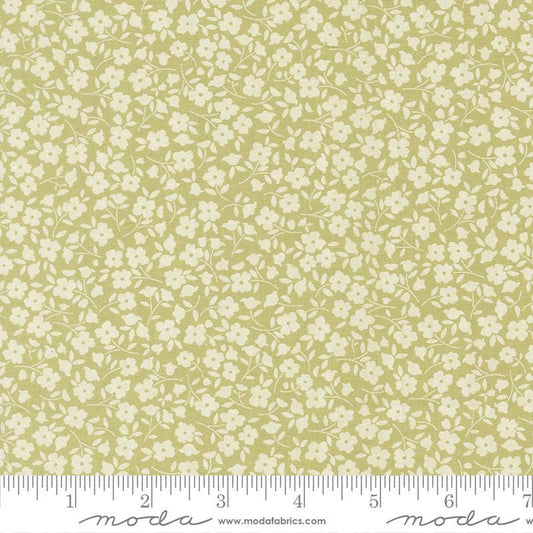 Sunbonnet - Wild Blooms Cream Flowers on Green Fabric, Moda 31766 18 Pear, Small Floral Blender Fabric, My Sew Quilty Life, By the Yard