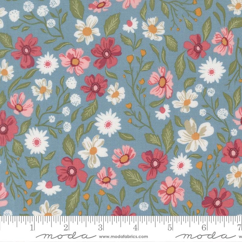 Wild Honey 30 Fat Quarter Bundle, Moda 5250AB, 18 x 22 Fabric Cuts, Pink Blue Green Gold Floral Fabric FQ Bundle, Lella Boutique