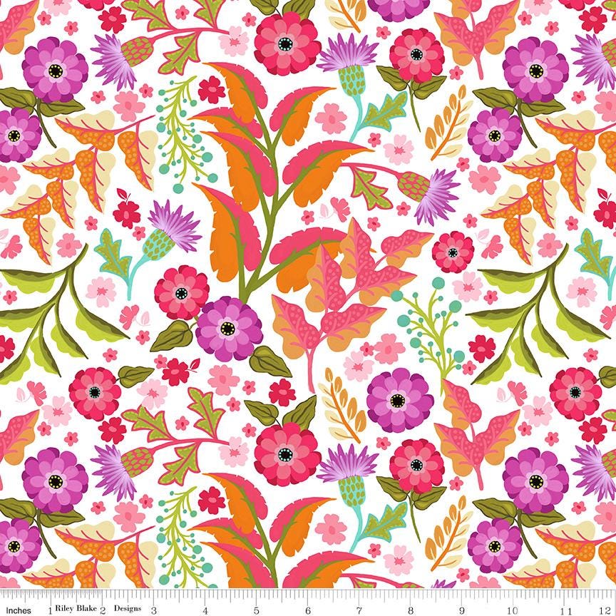 Zinnias 10" Stacker, Riley Blake 5-16690-42, 10" Precut Bright Floral Layer Cake Fabric Squares, Lila Tueller