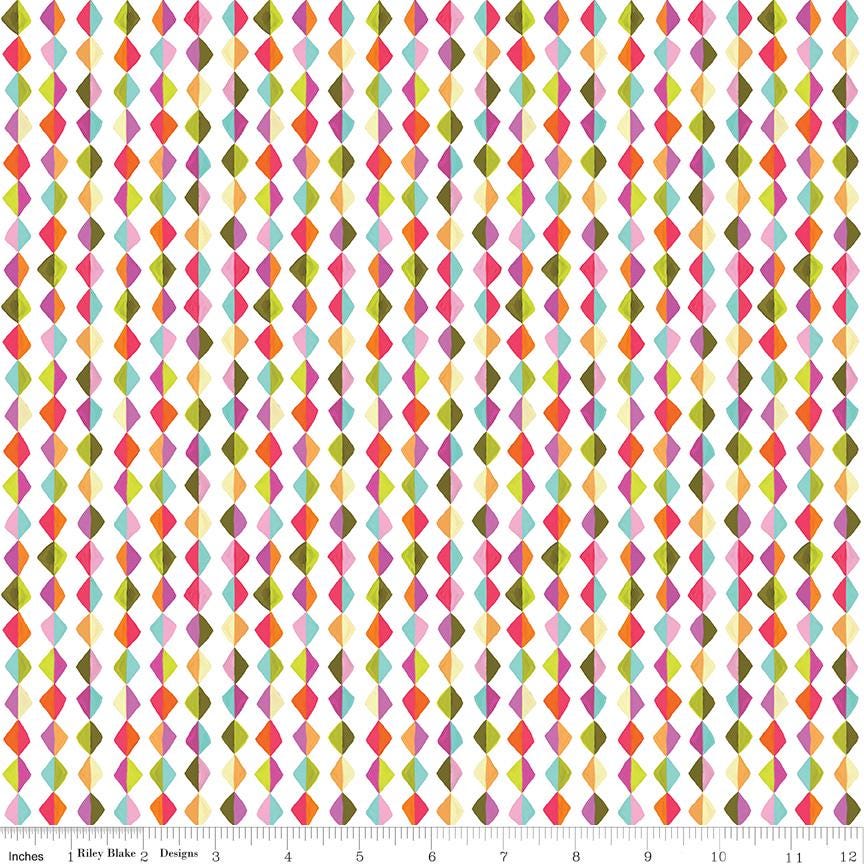 Zinnias 5" Stacker, Riley Blake 5-16690-42, 5" Precut Bright Floral Charm Pack Fabric Squares, Lila Tueller