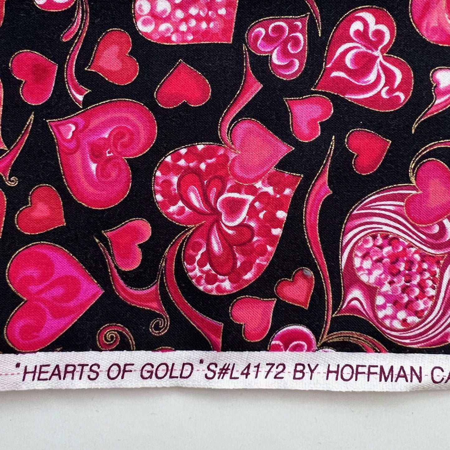 REMNANT 35" of Hearts of Gold - Red Pink Hearts on Black Fabric, Hoffman L4172, Gold Metallic Valentine's Day Fabric