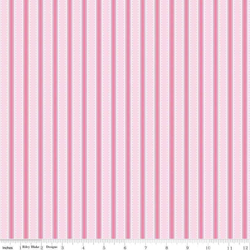 Hydrangeas in the Garden 5" Stacker, Riley Blake 5-16830-42, Precut Spring Floral Quilt Hydrangea Fabric Squares, Jennifer Bosworth