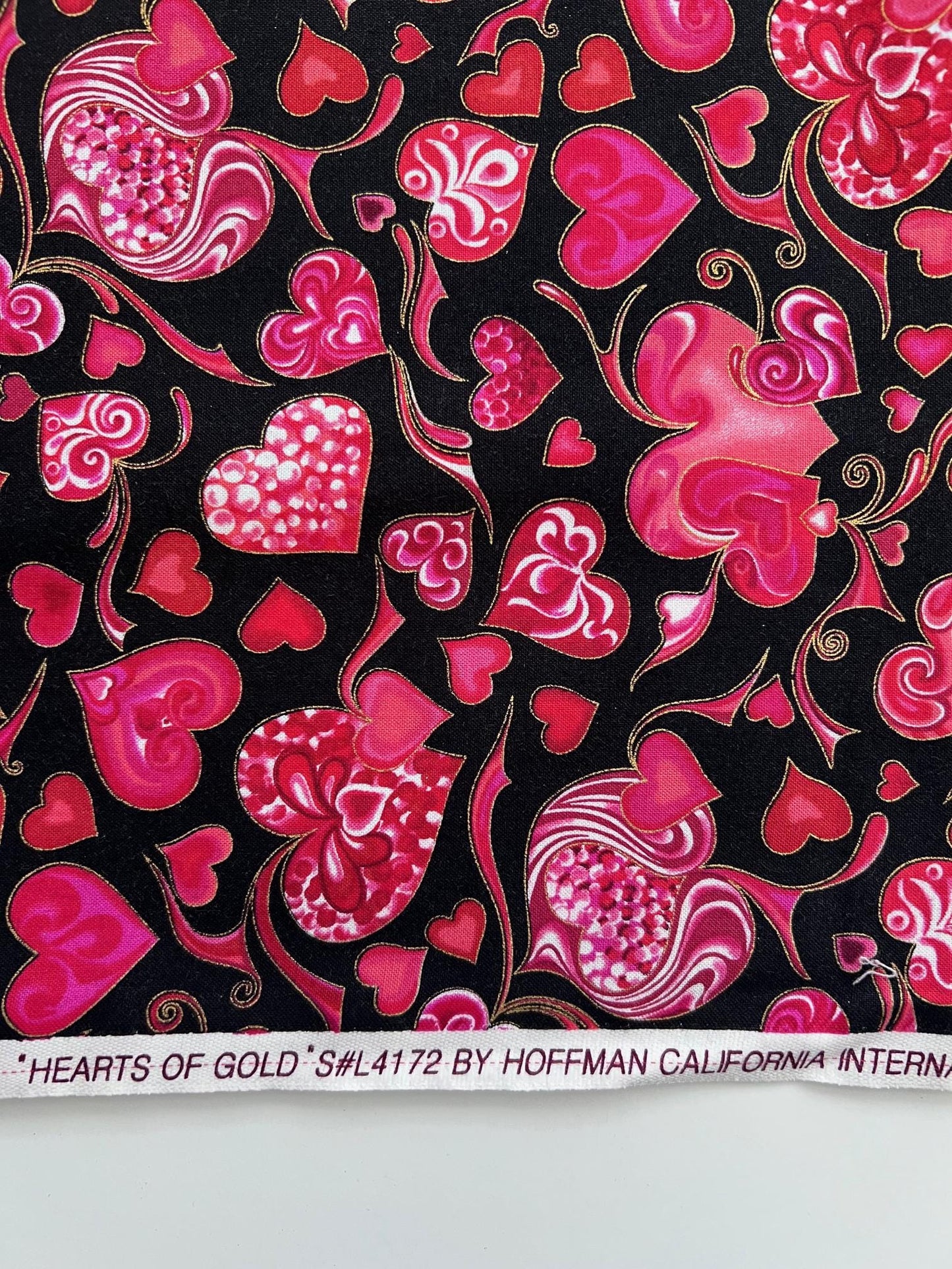 REMNANT 35" of Hearts of Gold - Red Pink Hearts on Black Fabric, Hoffman L4172, Gold Metallic Valentine's Day Fabric