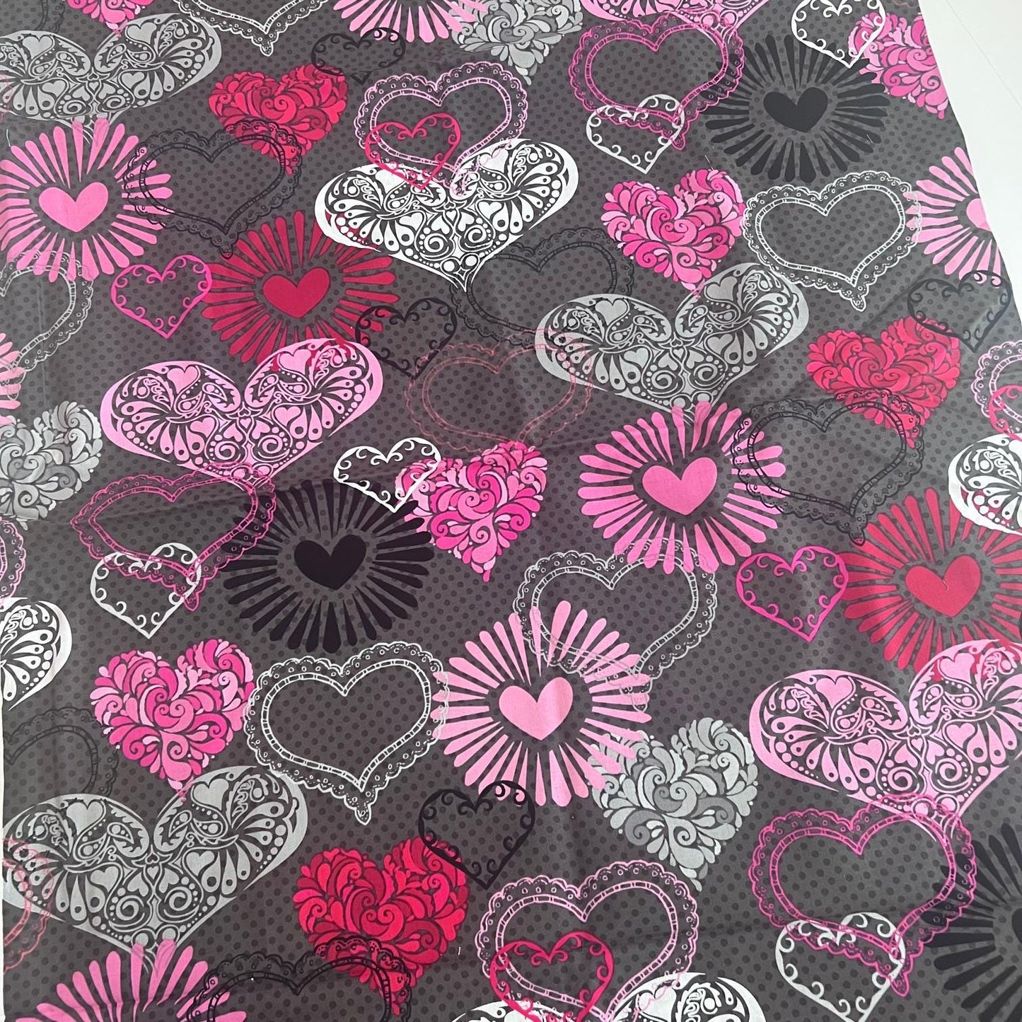 DESTASH Adore - 1 Yard Cut of Pink Red Hearts on Gray Fabric, Henry Glass & Co 1036, Modern Valentine's Day Fabric