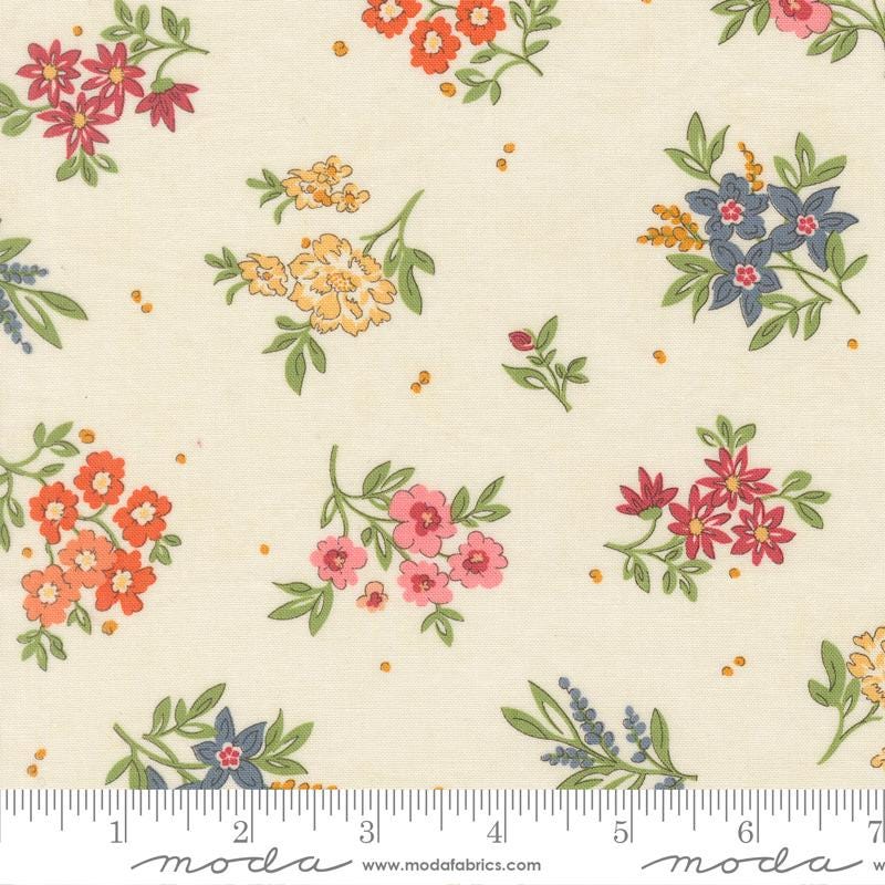 Fieldrush 5" Charm Pack, Moda 30780PP, 5" Precut Wildflowers Floral Charm Fabric Squares, BasicGrey