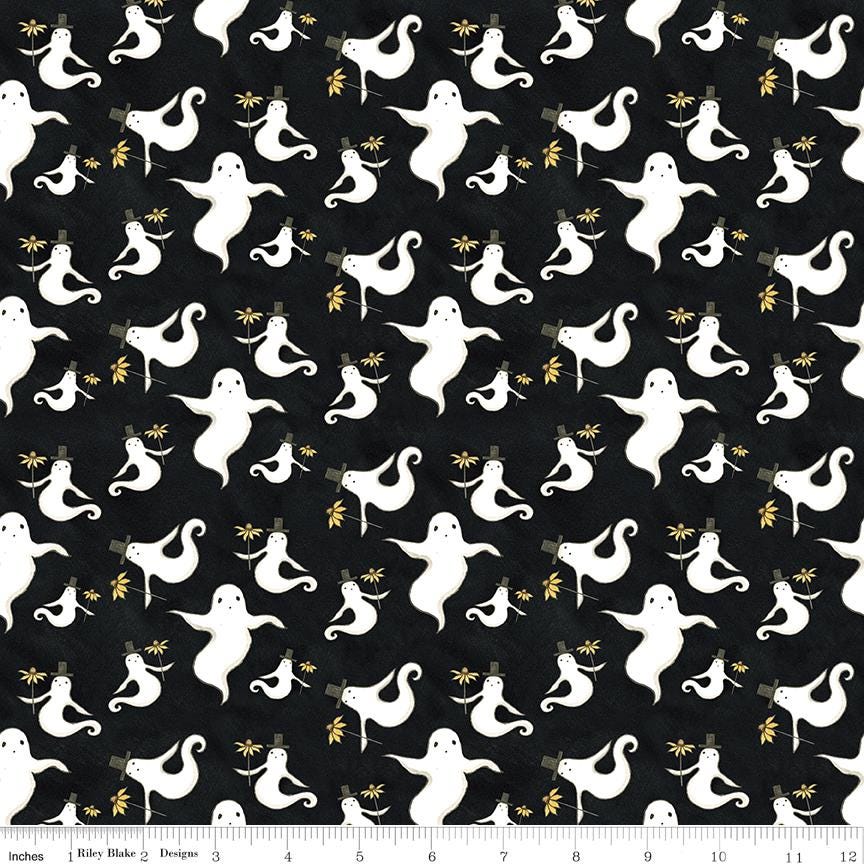 Spooky Rolie Polie Jelly Roll, Riley Blake RP-17570-40, Precut 2.5" Halloween Fabric Strips, Teresa Kogut