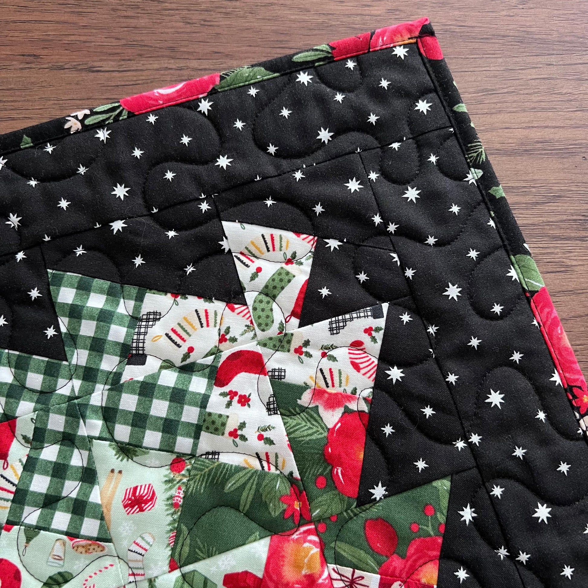 Christmas Quilted Table Runner, 18.5" x 37", Handmade Charming Christmas Twister Table Runner Quilt
