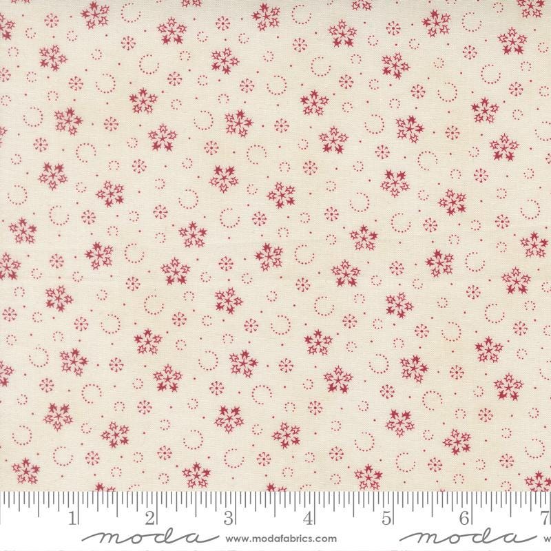 Candlelight Christmas 2.5" Jelly Roll, Moda 44420JR, Precut 2.5" Paisley Floral Red Green Black Cream Christmas Fabric Strips, 3 Sisters