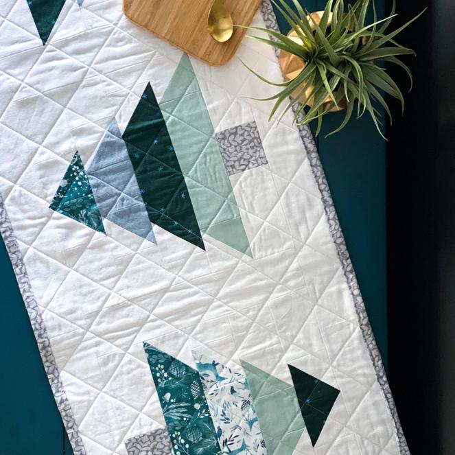 Oh Christmas Tree Table Runner Quilt Pattern, Studio M Squared SMSO001, Yardage Friendly Christmas Xmas Table Quilt Pattern