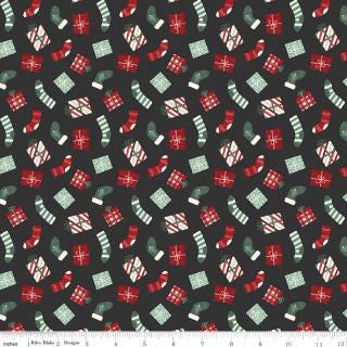 Evergreen Wishes 5" Stacker, Riley Blake 5-17810-42, 5" Precut Mint Green Red Black Cream Christmas Fabric Squares, Traci Reed, Riley Blake