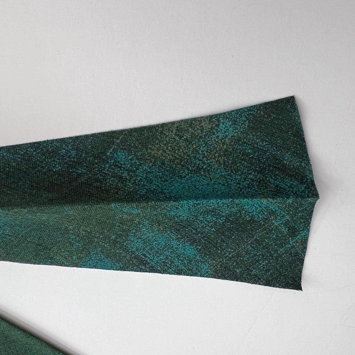 2.25" Single Fold Bias Binding - Grunge Christmas Green, Moda QB2 4314, Premade 2.25" Bias Binding By the Yard