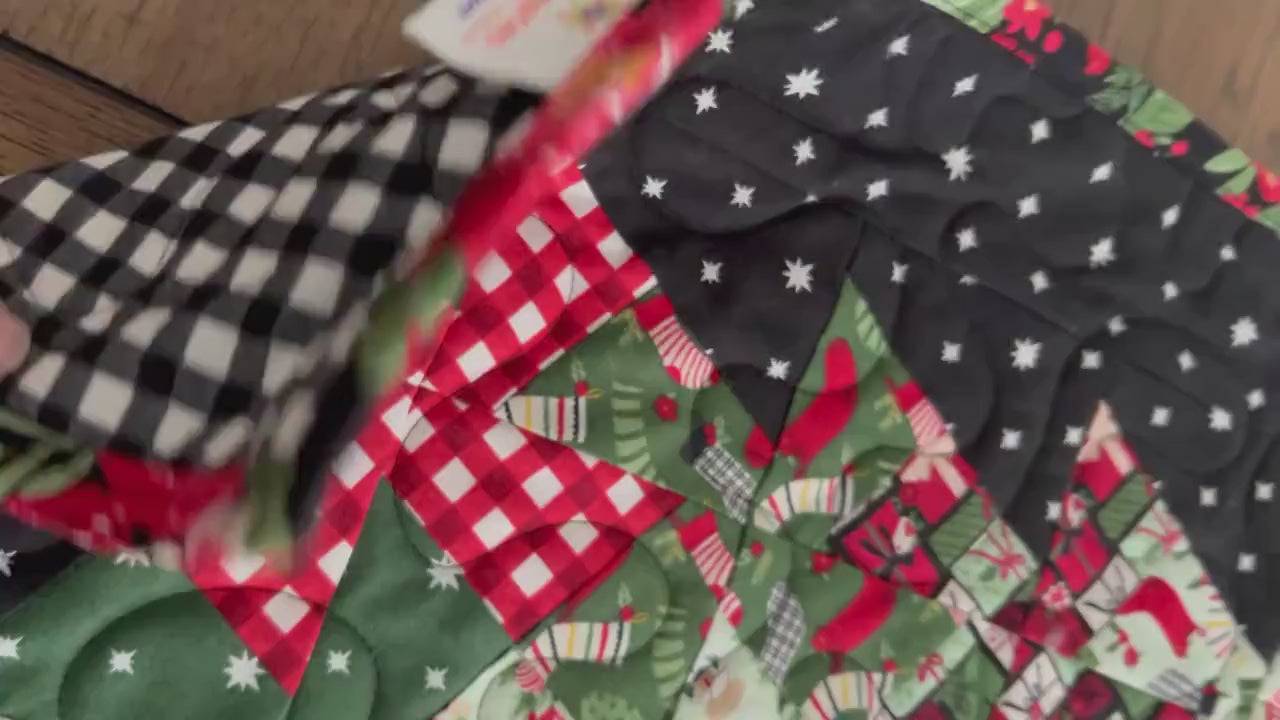 Christmas Quilted Table Runner, 18.5" x 37"