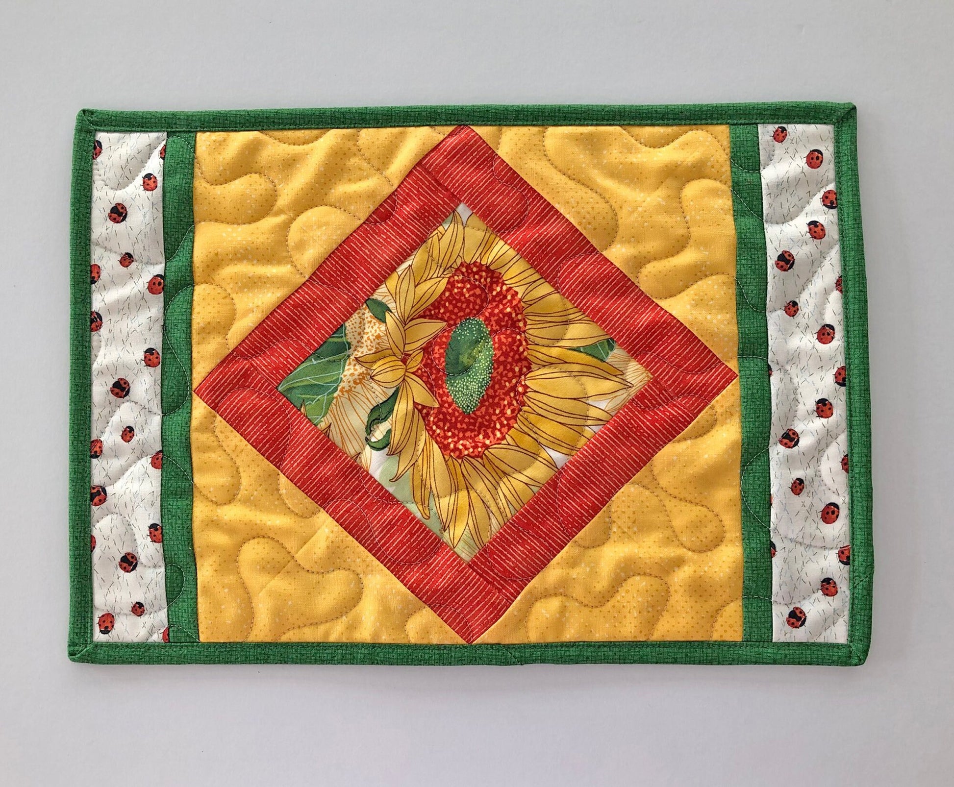 Yellow Sunflower Quilted Mug Rug, 9.25" x 13.25", Mini Table Quilt, Small Place Mat Placemats, Snack Mat, Floral Mini Quilt