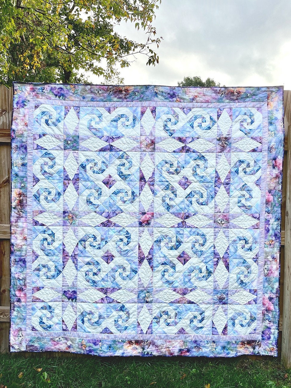 Tranquility Quilt Pattern, Quilted Garden Designs QGD194, Storm at Sea Snails Trail Quilt Pattern, Throw Bed Quilt Pattern, Jenice Belling